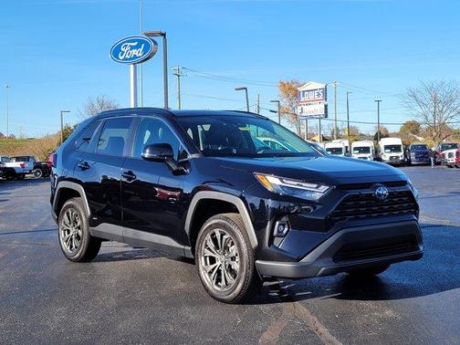2024 Toyota RAV4 Hybrid XLE Premium