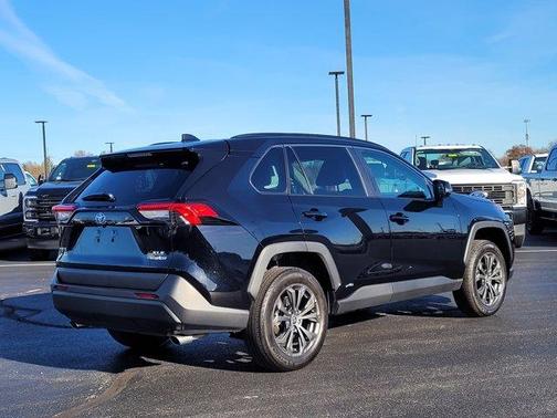 2024 Toyota RAV4 Hybrid XLE Premium