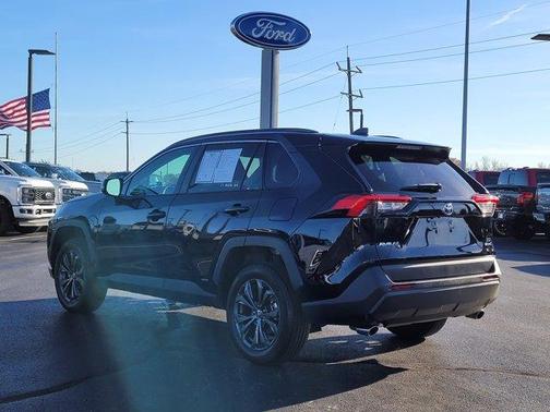 2024 Toyota RAV4 Hybrid XLE Premium