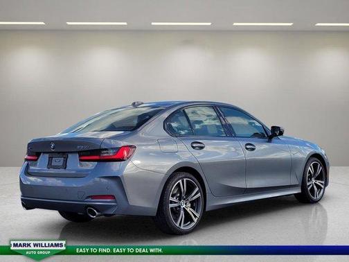 2023 BMW 330 i xDrive