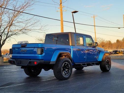 2021 Jeep Gladiator Sport