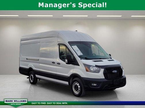 2022 Ford Transit-250 Base