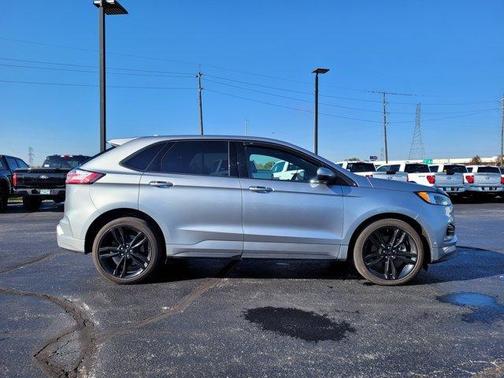 2020 Ford Edge ST