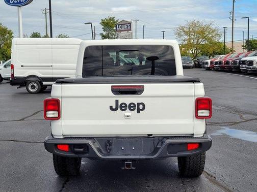 2024 Jeep Gladiator Nighthawk