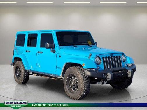 Chief Clearcoat 2017 Jeep Wrangler Unlimited Sahara
