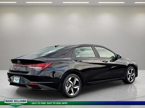 Onyx Black 2023 Hyundai ELANTRA SEL