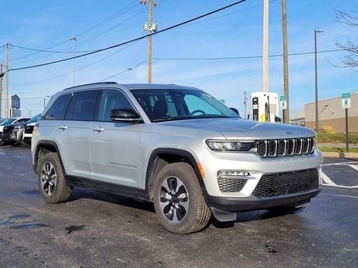 2023 Jeep Grand Cherokee 4xe Base