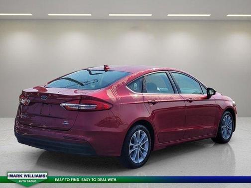 2020 Ford Fusion Hybrid SE