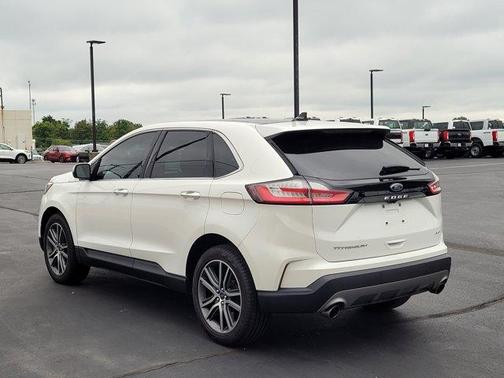 2021 Ford Edge Titanium