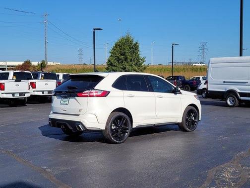 2024 Ford Edge ST
