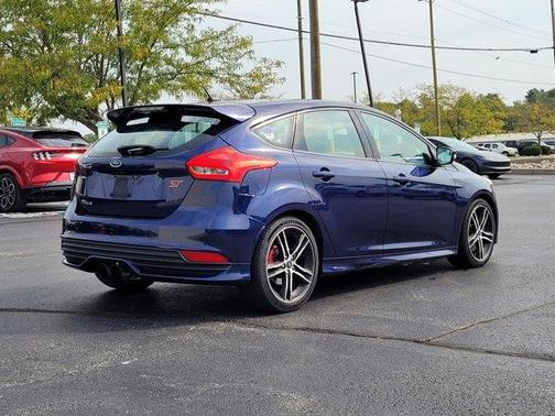 2016 Ford Focus ST Base