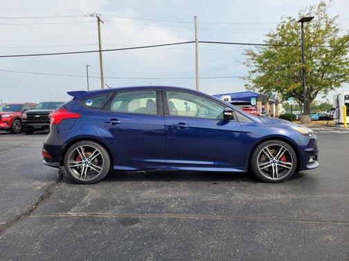 2016 Ford Focus ST Base