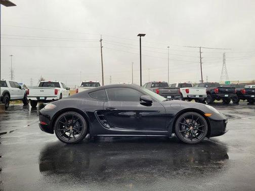 2025 Porsche 718 Cayman Base