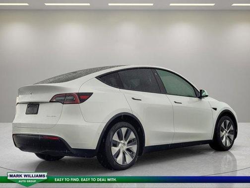 Pearl White Multi 2021 Tesla Model Y Long Range