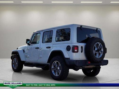 Bright White Clearcoat 2021 Jeep Wrangler Unlimited Sahara