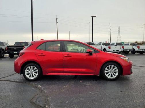 2023 Toyota Corolla Hatchback SE