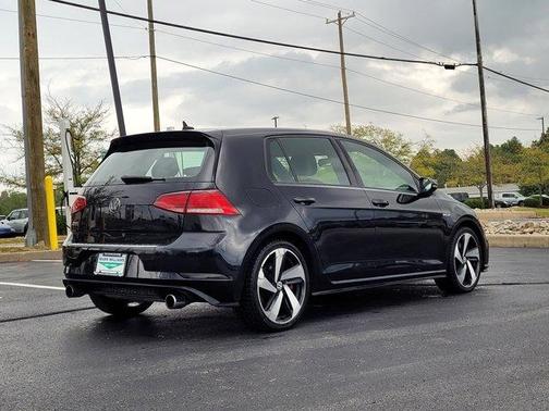 2019 Volkswagen Golf GTI 2.0T SE