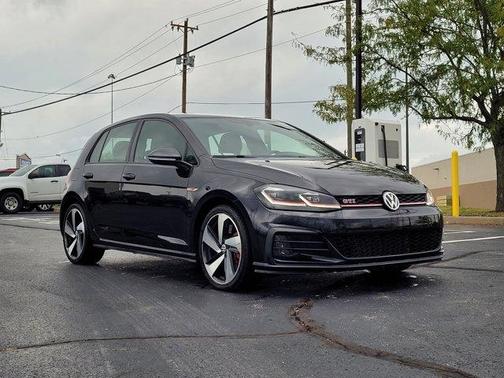 2019 Volkswagen Golf GTI 2.0T SE
