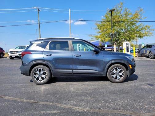 2021 Kia Seltos EX