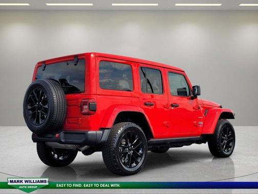Firecracker Red Clearcoat 2022 Jeep Wrangler Unlimited 4xe Sahara