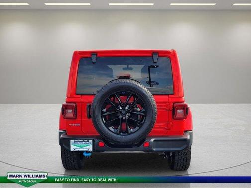 Firecracker Red Clearcoat 2022 Jeep Wrangler Unlimited 4xe Sahara