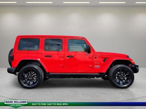 Firecracker Red Clearcoat 2022 Jeep Wrangler Unlimited 4xe Sahara