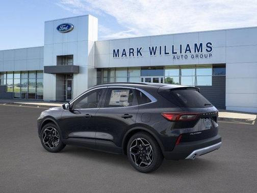 2026 Ford Escape Platinum
