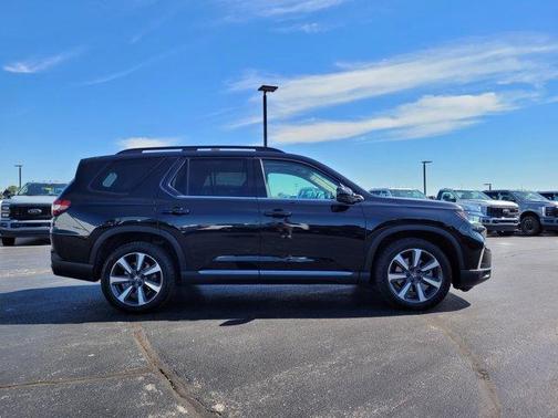 2023 Honda Pilot Elite