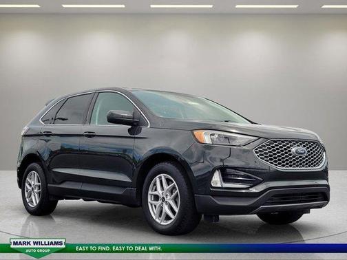 Green Metallic 2023 Ford Edge SEL