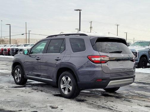 2024 Honda Pilot EX-L 7-Passenger