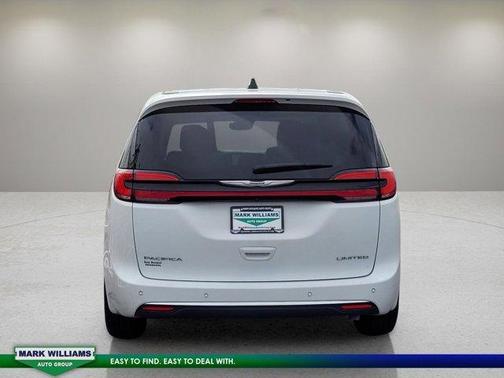 2024 Chrysler Pacifica Limited