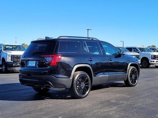 2023 GMC Acadia SLE