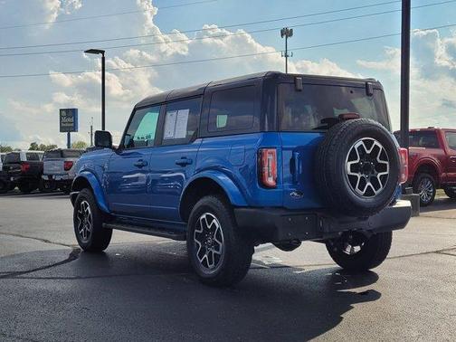2024 Ford Bronco Outer Banks