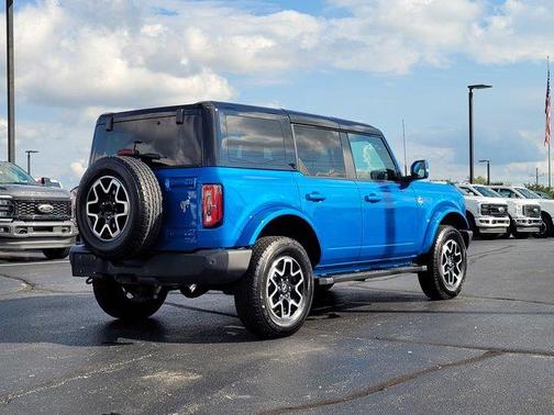 2024 Ford Bronco Outer Banks
