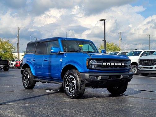 2024 Ford Bronco Outer Banks
