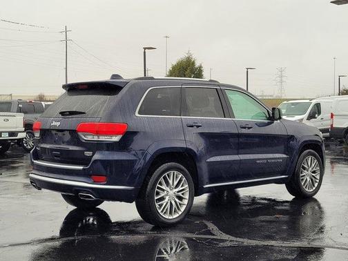 2018 Jeep Grand Cherokee Summit