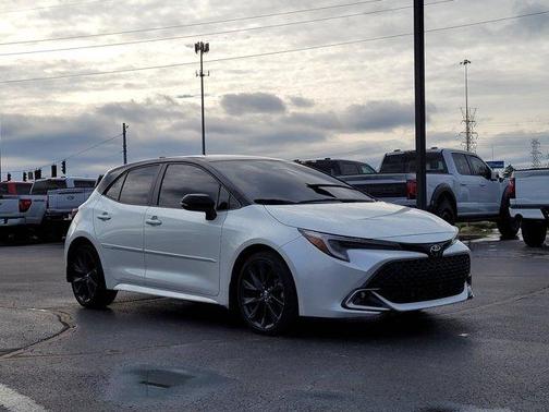 2024 Toyota Corolla Hatchback XSE