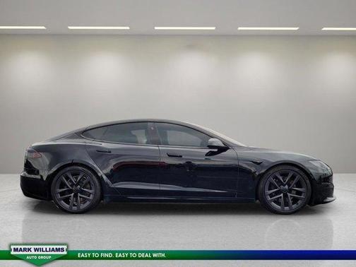 2021 Tesla Model S Plaid