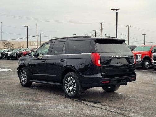 2025 Ford Expedition Active