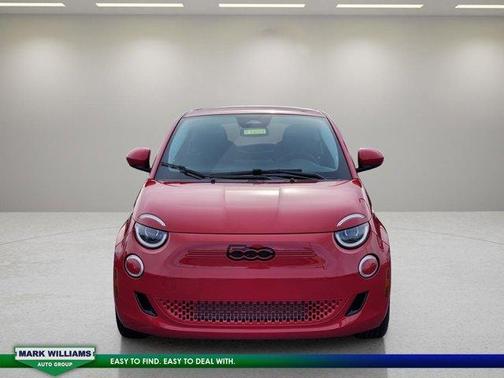 2024 FIAT 500e Base