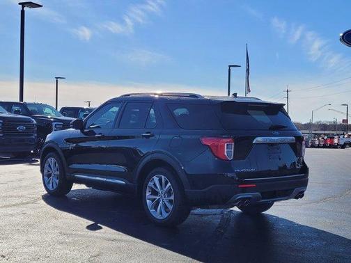 2023 Ford Explorer Platinum