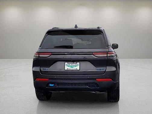 2024 Jeep Grand Cherokee 4xe Trailhawk