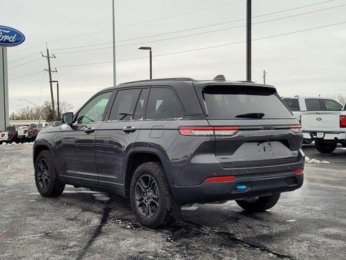 2024 Jeep Grand Cherokee 4xe Trailhawk
