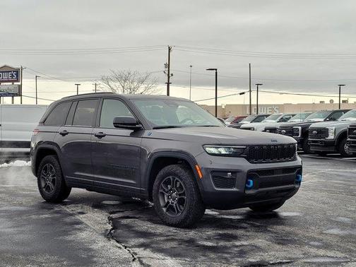 2024 Jeep Grand Cherokee 4xe Trailhawk