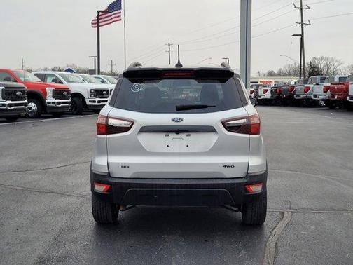 2022 Ford EcoSport SES