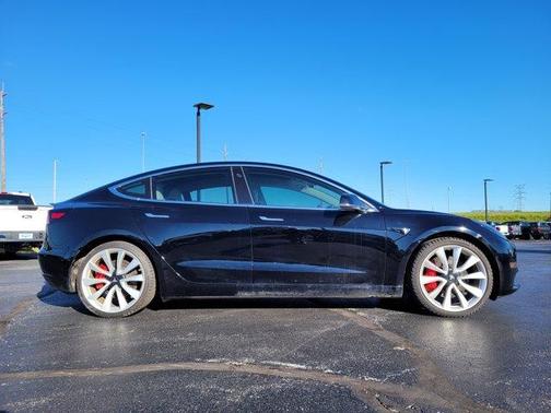 Black 2018 Tesla Model 3 Performance