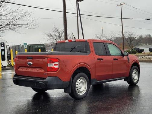 2024 Ford Maverick XL