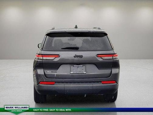 2021 Jeep Grand Cherokee L Laredo