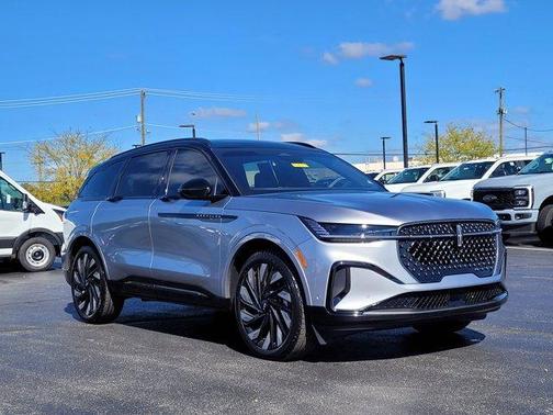 2024 Lincoln Nautilus Reserve