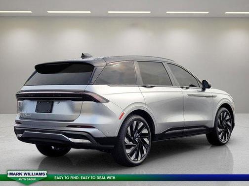 2024 Lincoln Nautilus Reserve